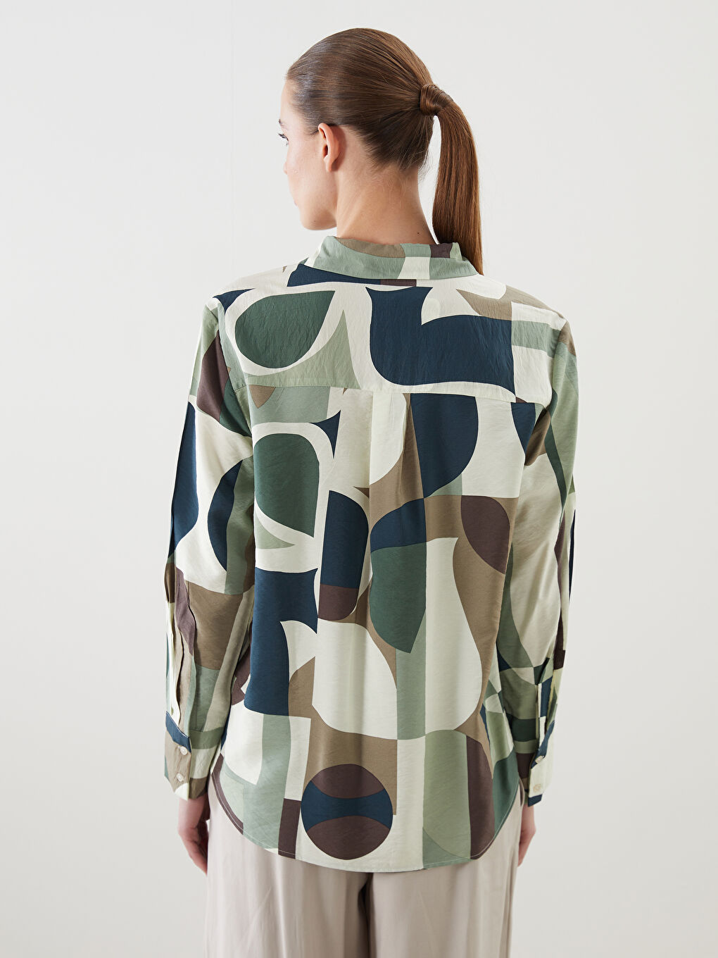 LCWAIKIKI Classic Patterned Women's Shirt -W55414Z8-LRR