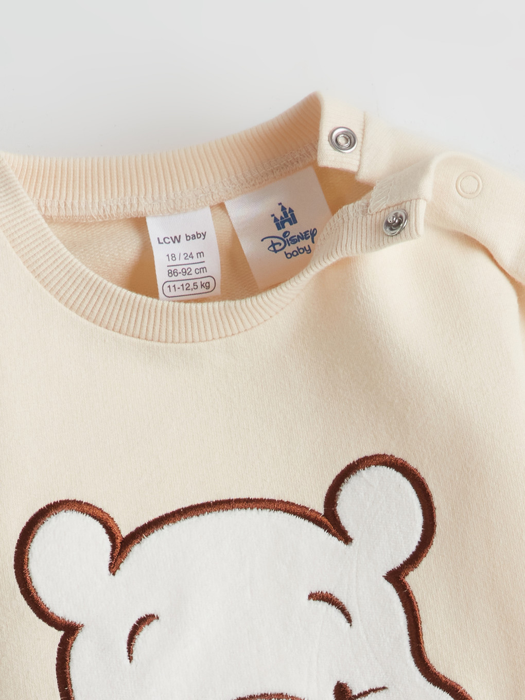 Bej Winnie The Pooh Nakışlı Erkek Bebek Sweatshirt-2