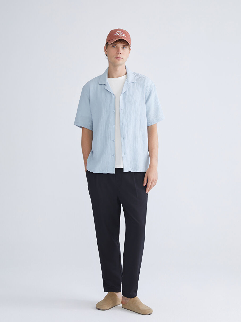 Relaxed Fit Men's Trousers