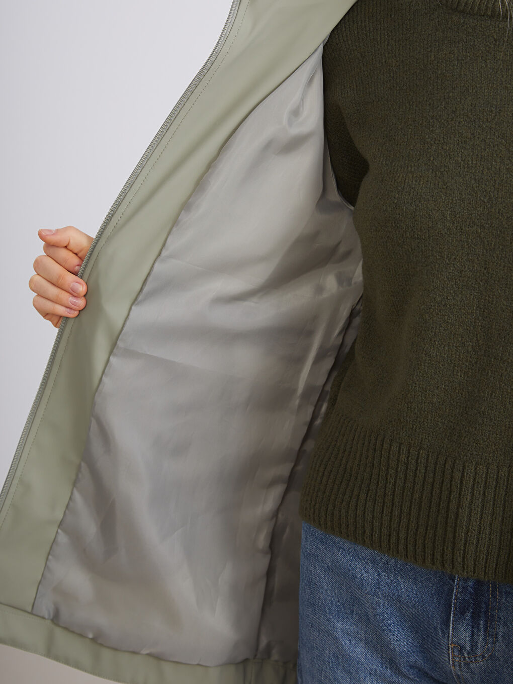 Hooded Oversize Women's Raincoat-3