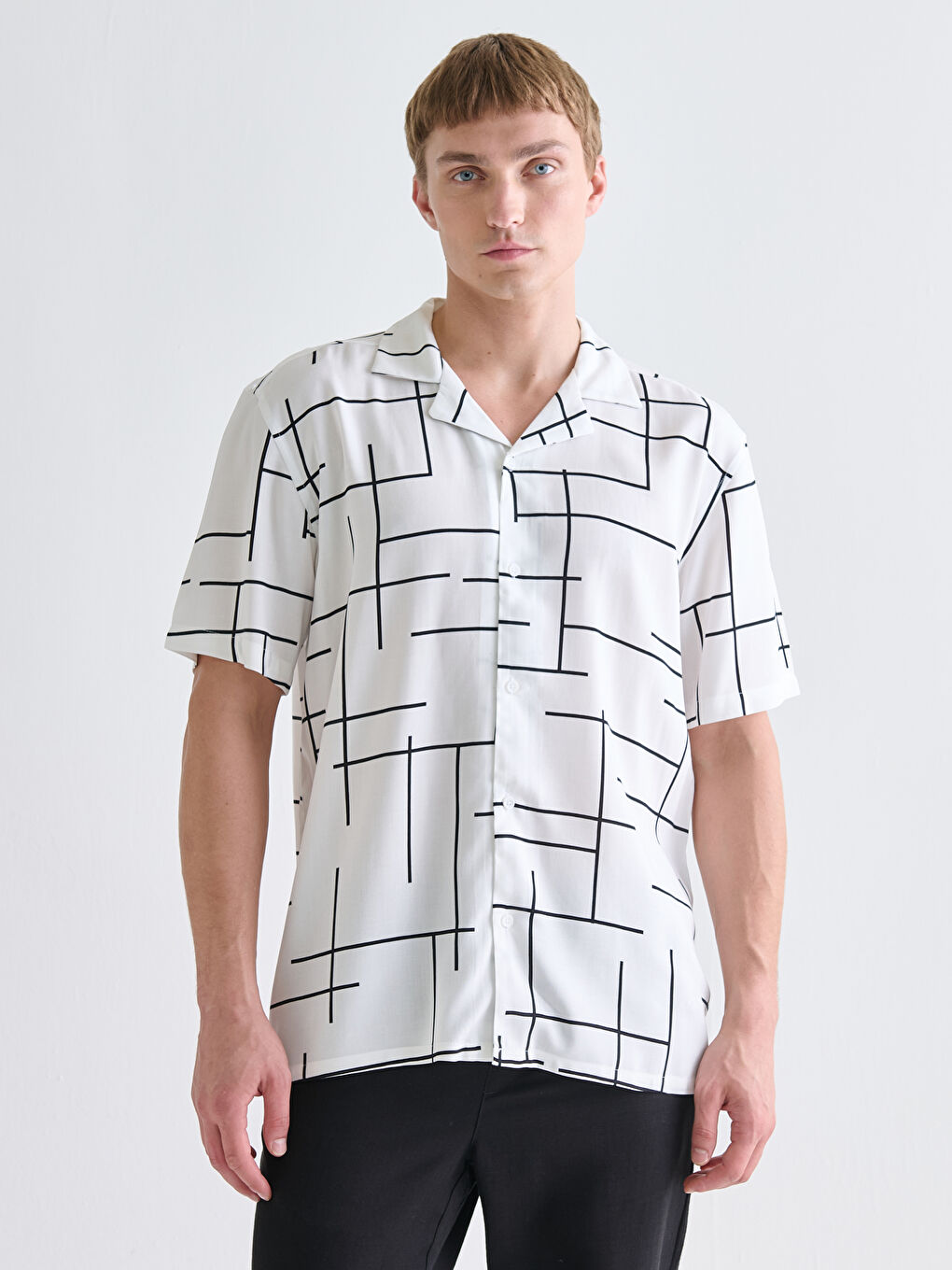 Regular Fit Short Sleeve Patterned Men's Shirt-1