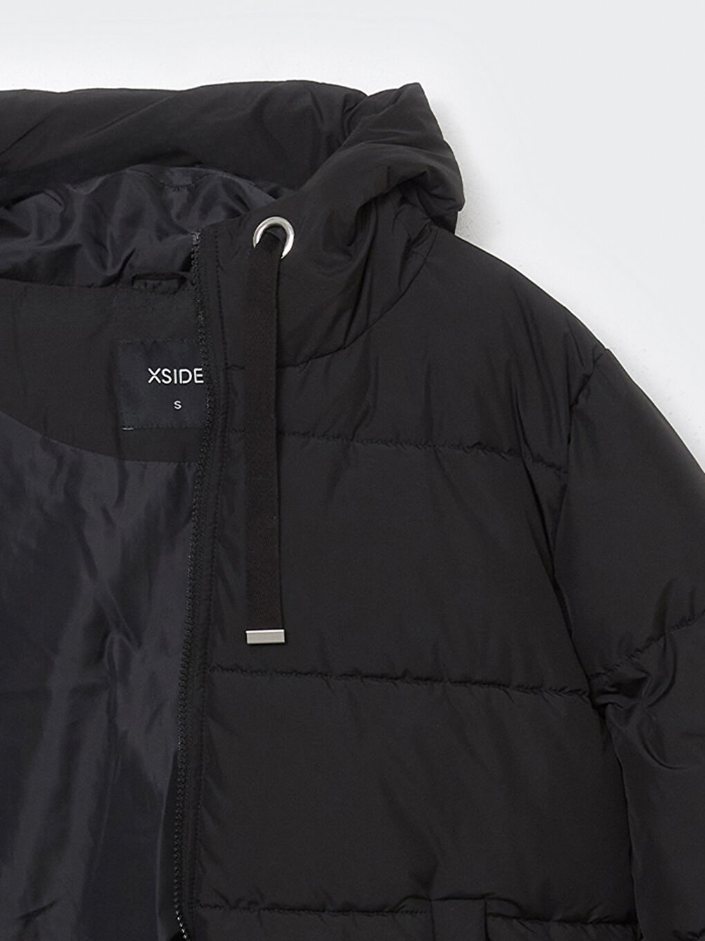 Женский пуховик с капюшоном-7