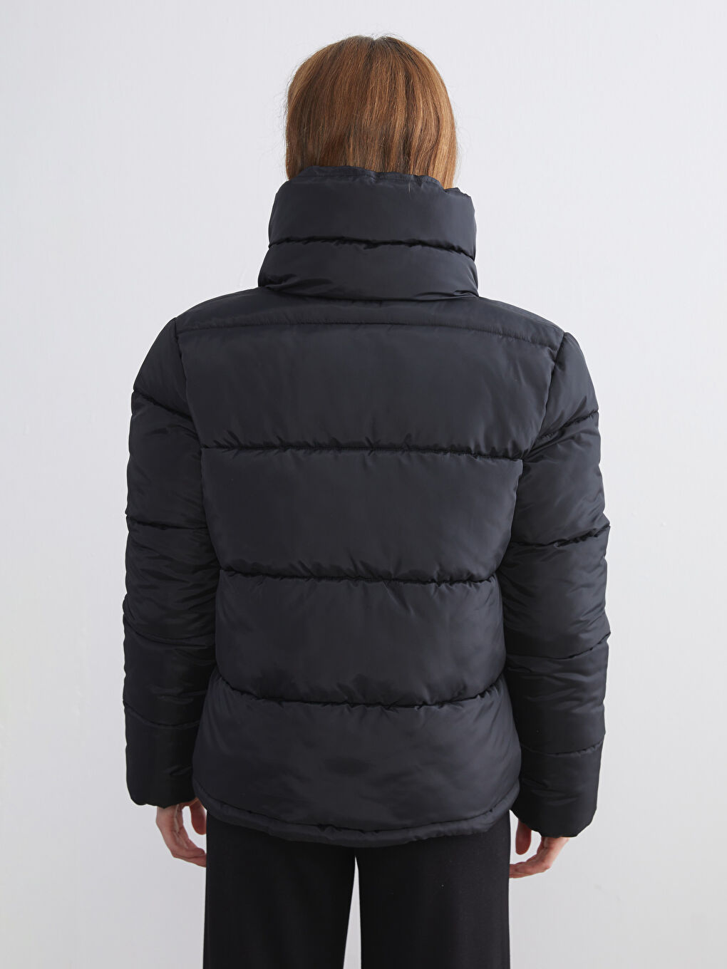 Woman BLACK Puffer Coat-4