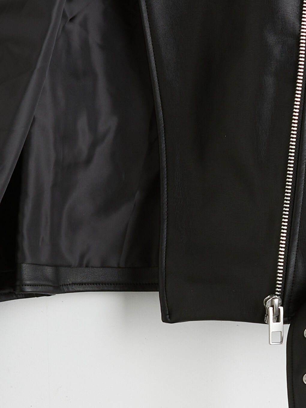 Biker Neck Crop Women's Faux Leather Jacket-7