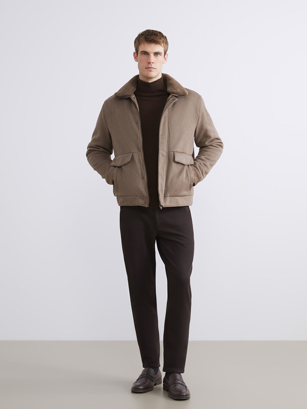 Bej Standart Kalıp Kürk Yaka Süet Erkek Mont-1