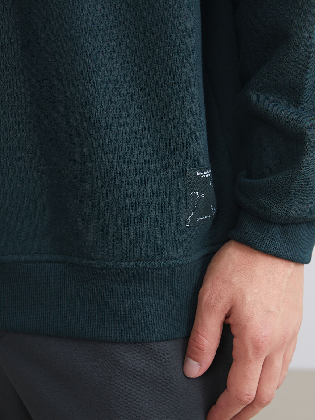 Man GREEN Sweatshirt-3