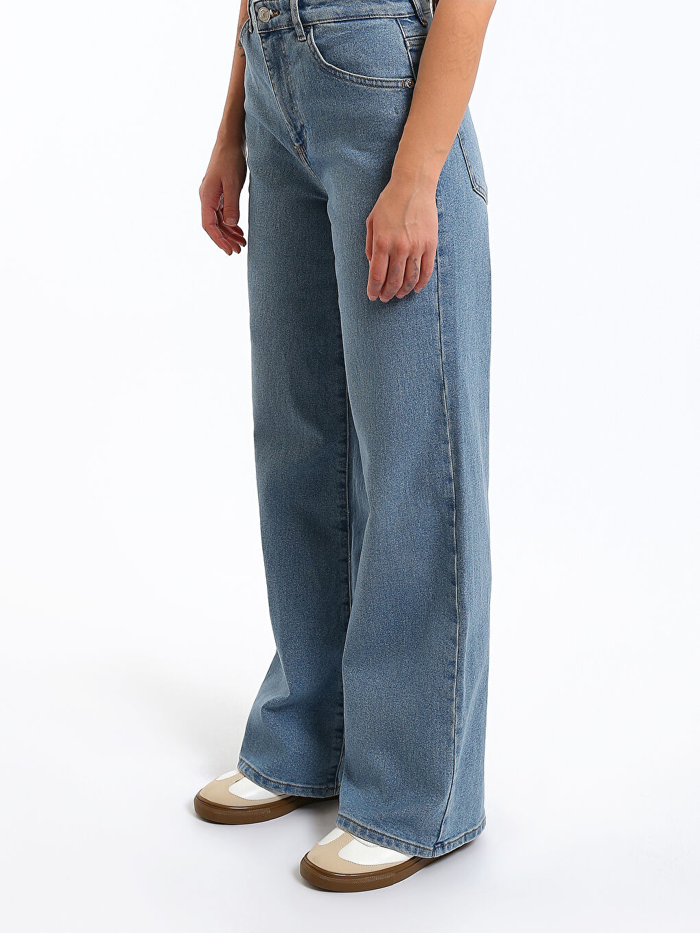 Wideleg Women's Jeans-3