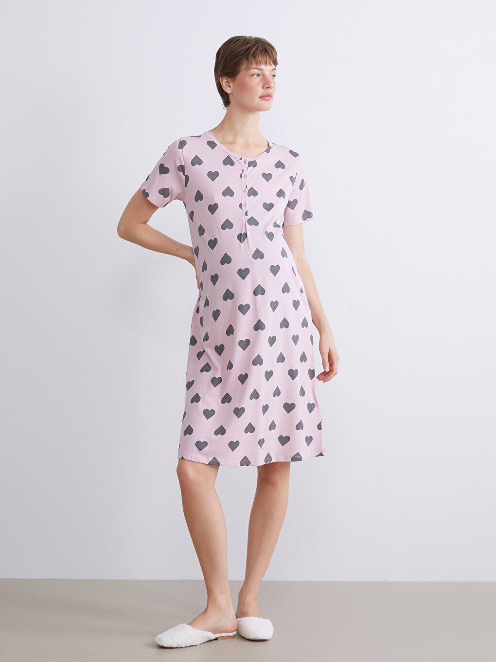 LCW DREAM Crew Neck Printed Maternity Nightdress -W55730Z8-LT7