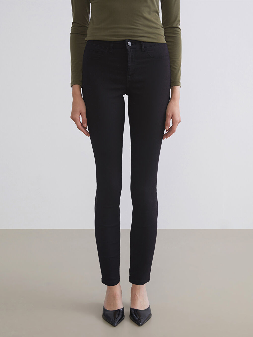 Jupiter Super Skinny Fit Women's Jeans-2