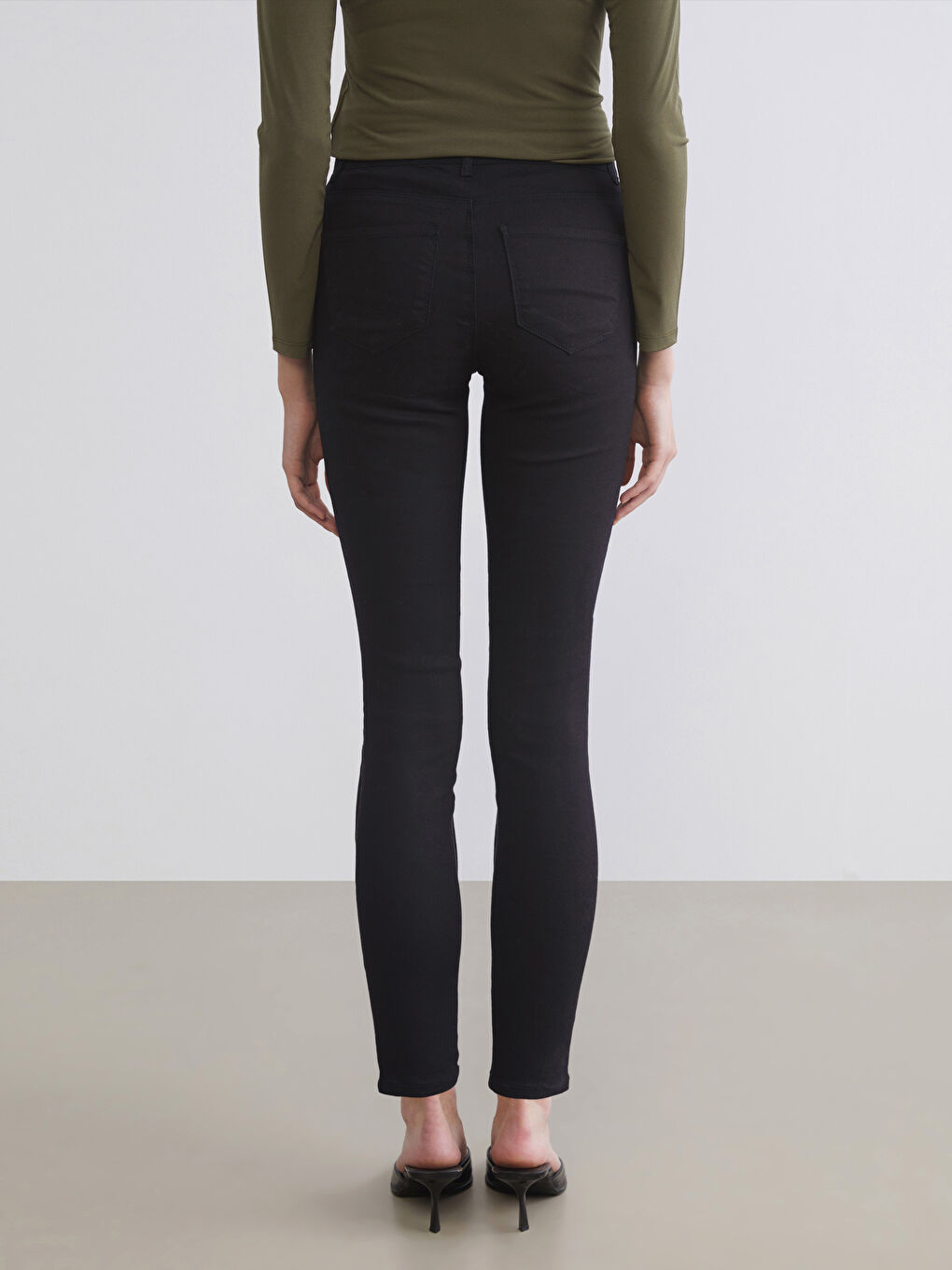 Jupiter Super Skinny Fit Women's Jeans-6