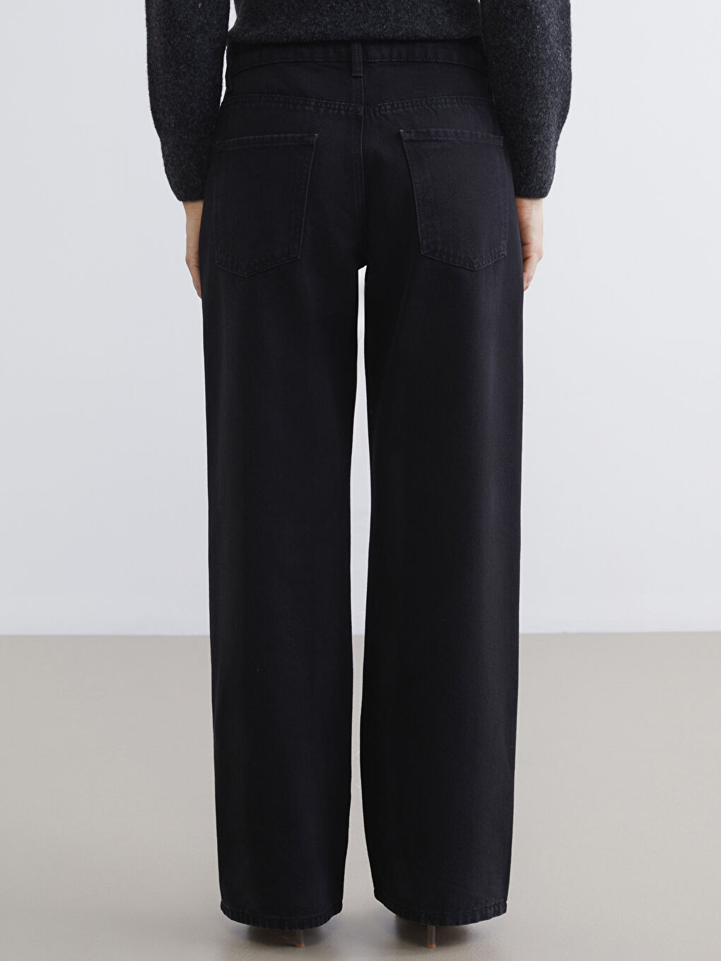 Siyah Baggy Fit Kadın Jean Pantolon-3