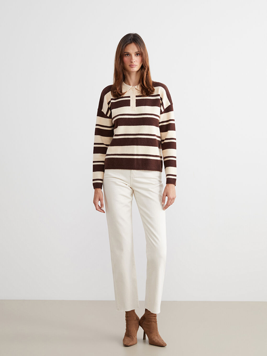 Ekru Straight Fit Kadın Jean Pantolon