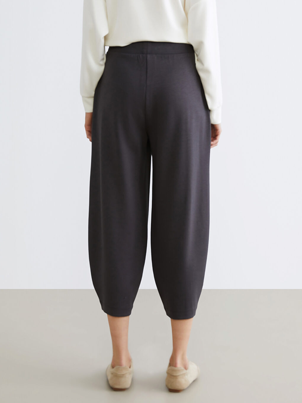 Antrasit Beli Lastikli Kadın Eşofman Altı-3