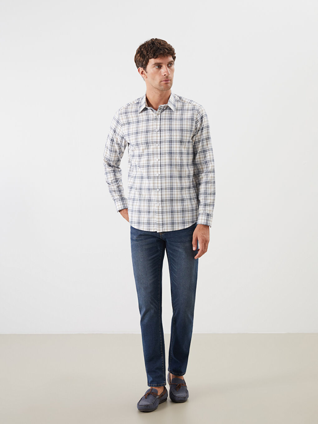 Regular Fit Long Sleeve Plaid Men's Shirt-3