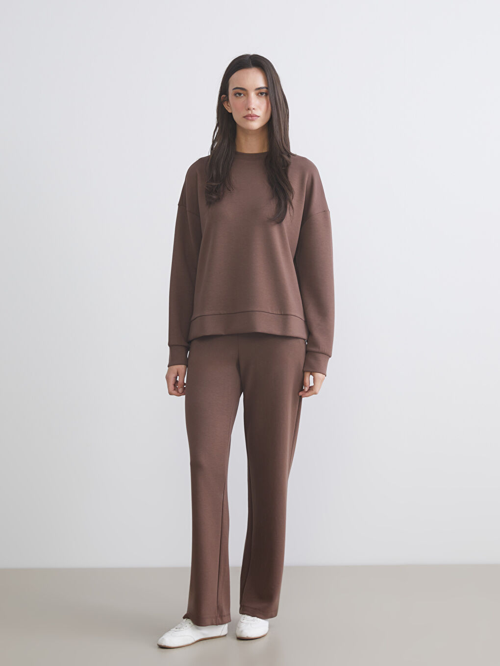 Women's Sweatpants with Elastic Waist-1
