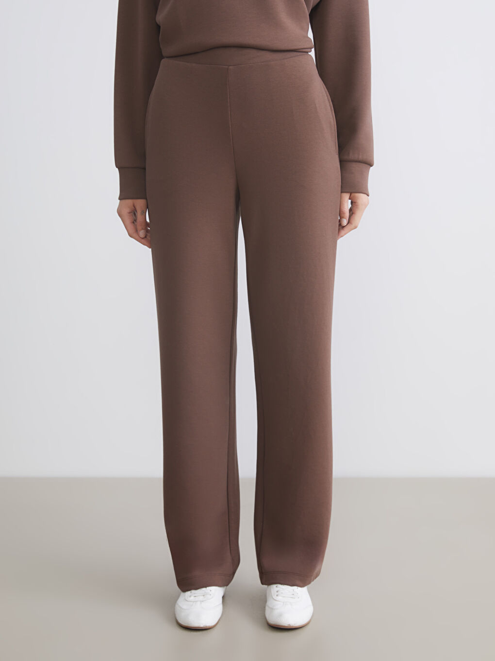 Women's Sweatpants with Elastic Waist-4