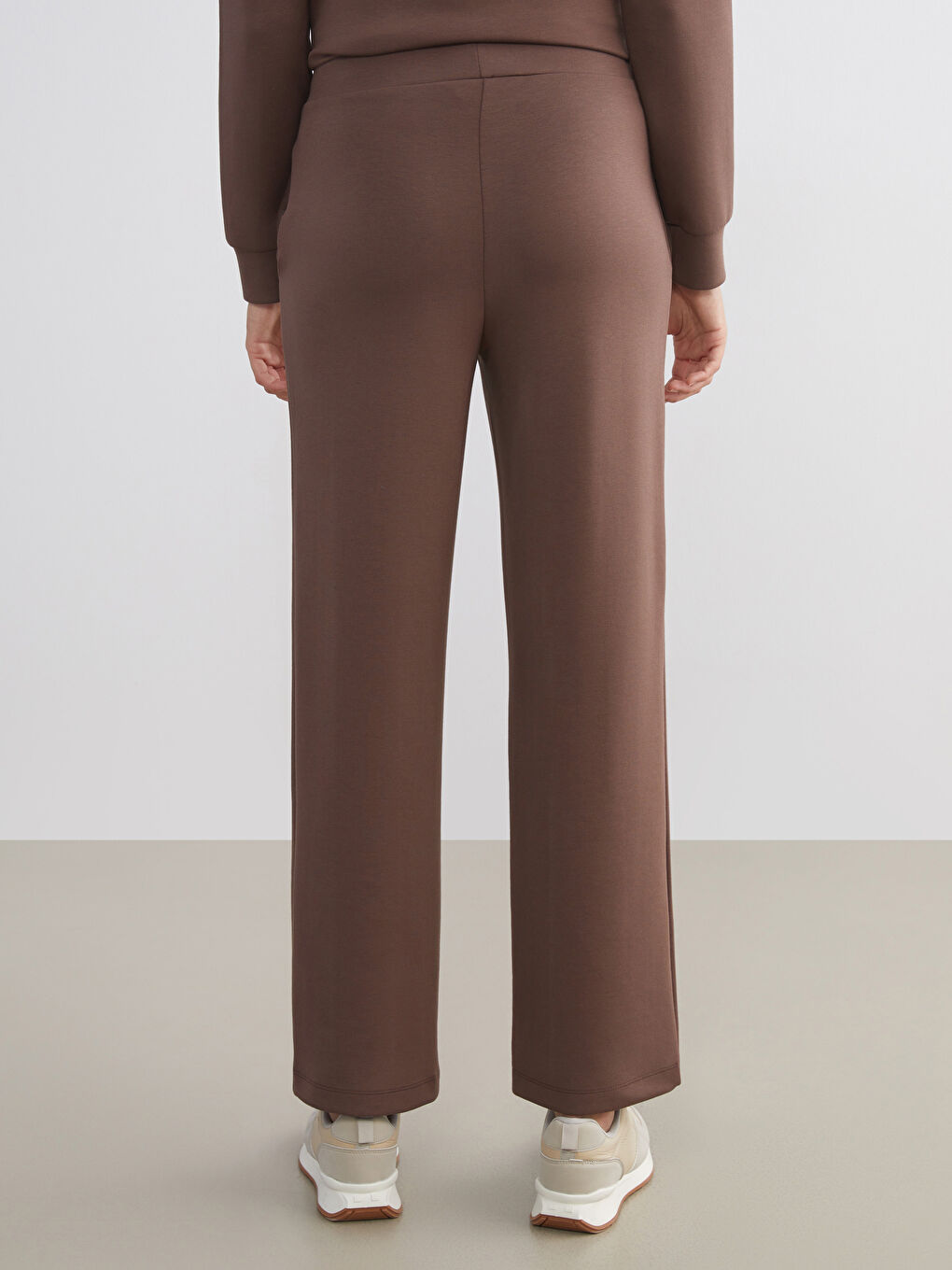 Women's Sweatpants with Elastic Waist-9