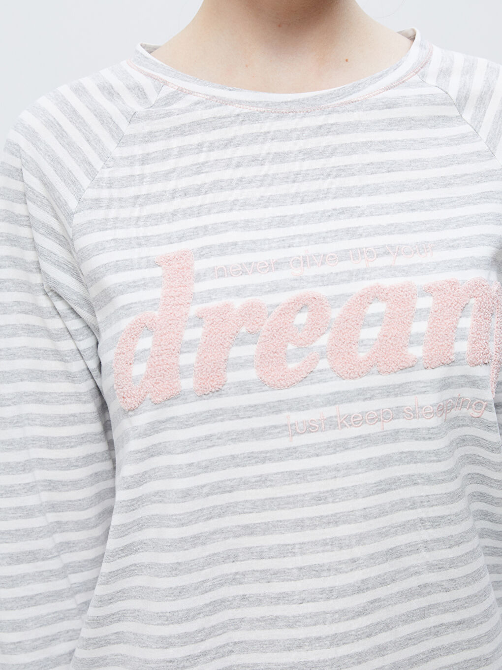 LCW DREAM سێتی بیجامە خۆڵه‌مێشی ژن -W55855Z8-998