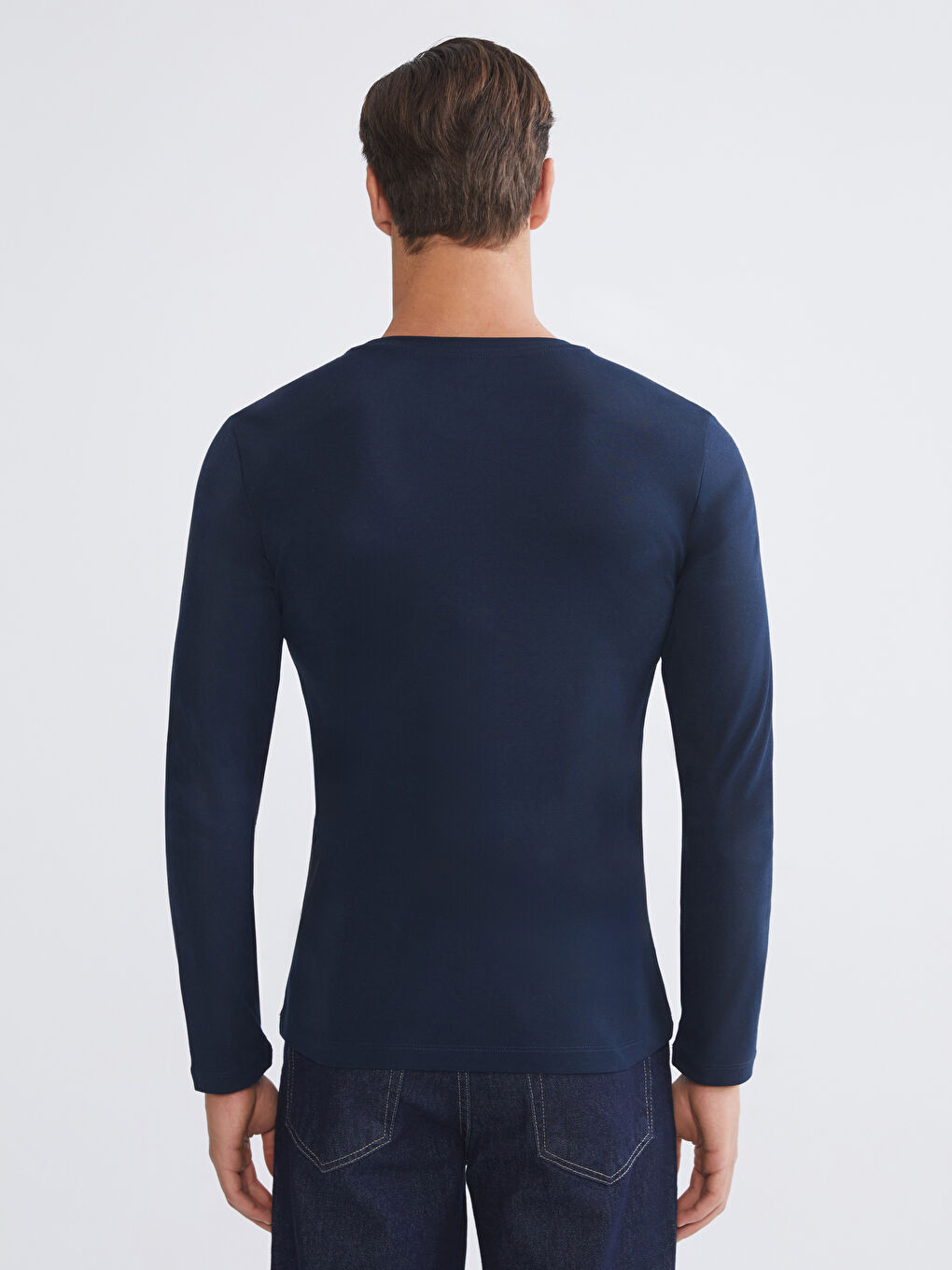 كنزة رياضية برقبة دائرية للرجال-3