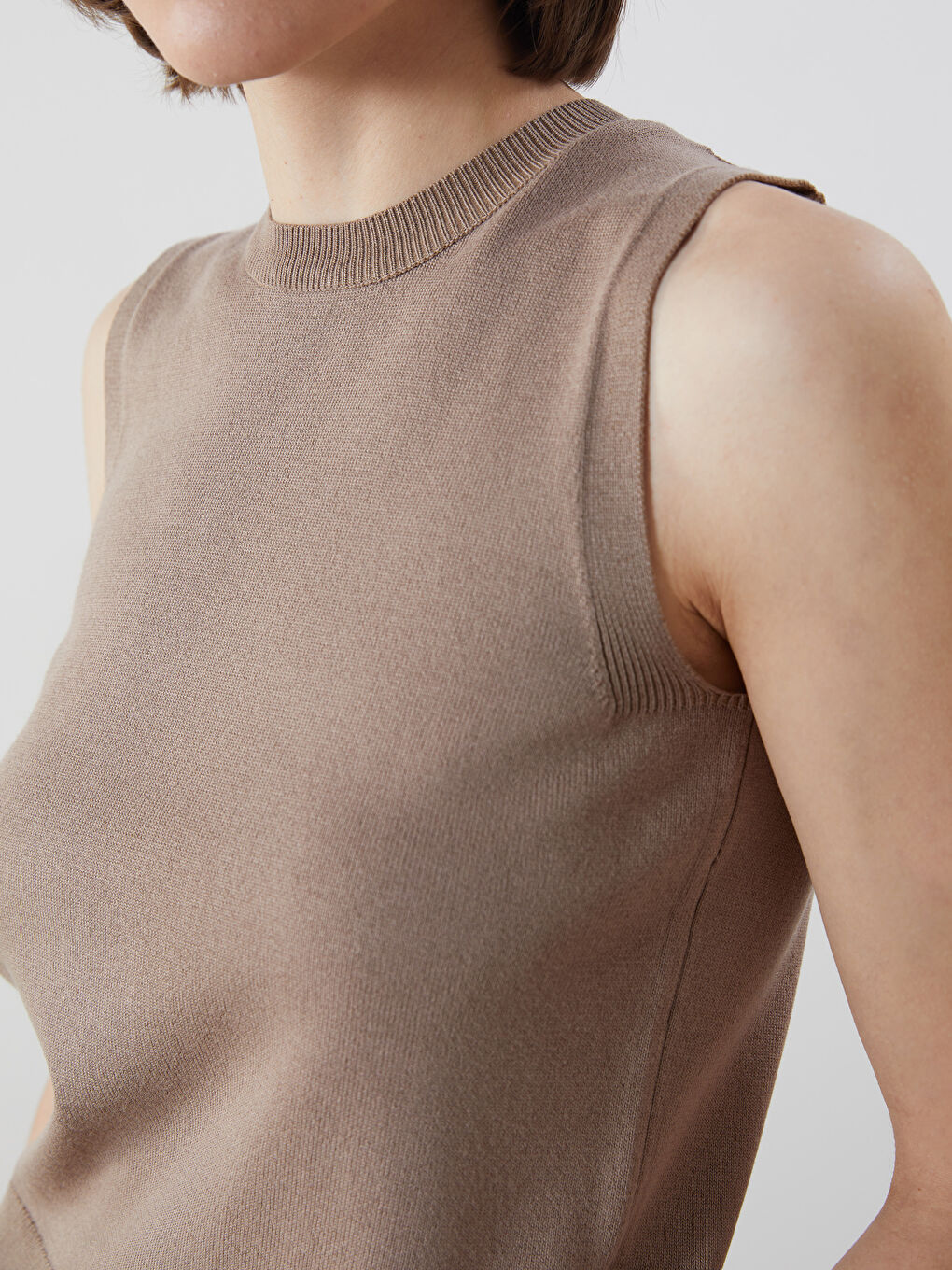 LCW Vision Crew Neck Women's Knitwear Tank Top -W56038Z8-R00