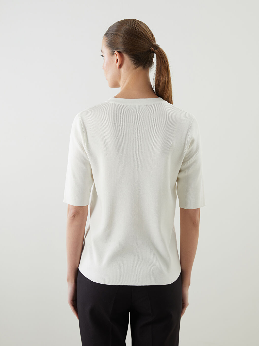 LCWAIKIKI Classic Crew Neck Rhinestone Embellished Women's Knit Sweater -W56044Z8-R9J