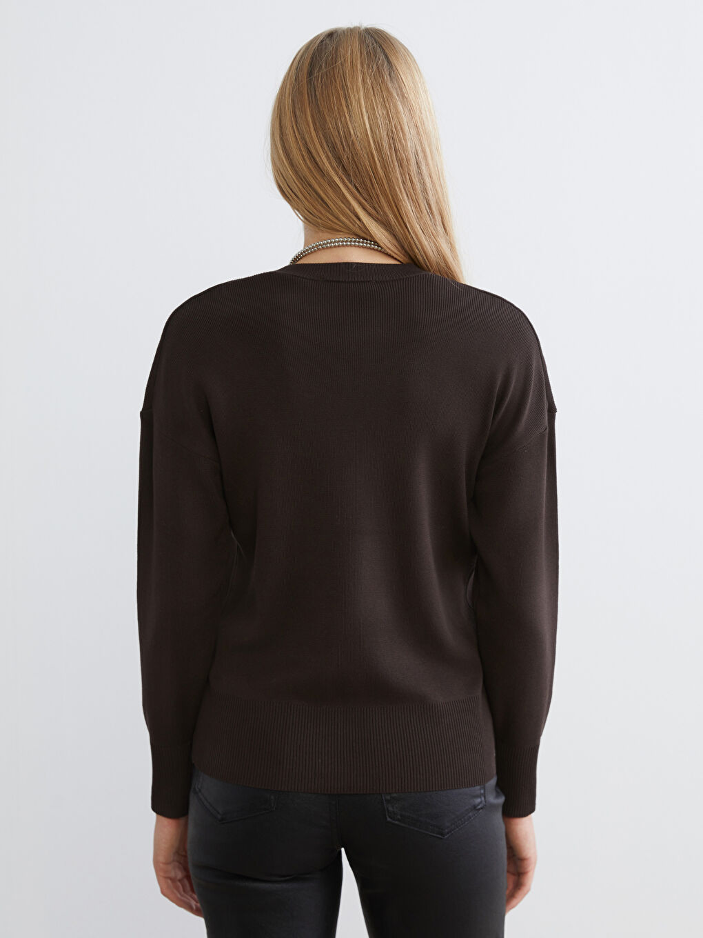 Crew Neck Women's Knitwear Sweater-3