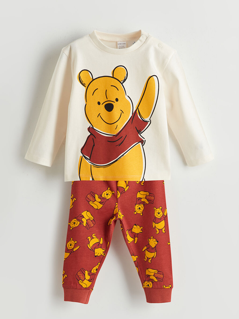 LC WAIKIKI Crew Neck Winnie the Pooh Printed Boys' Pyjama Set -W56081Z1-YG7