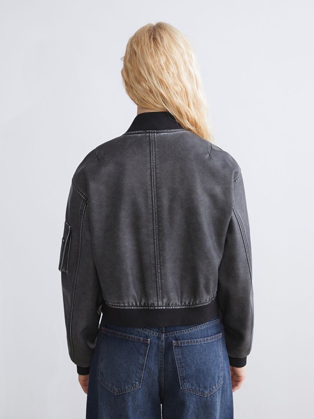 Siyah Kolej Yaka Kadın Deri Görünümlü Ceket-4