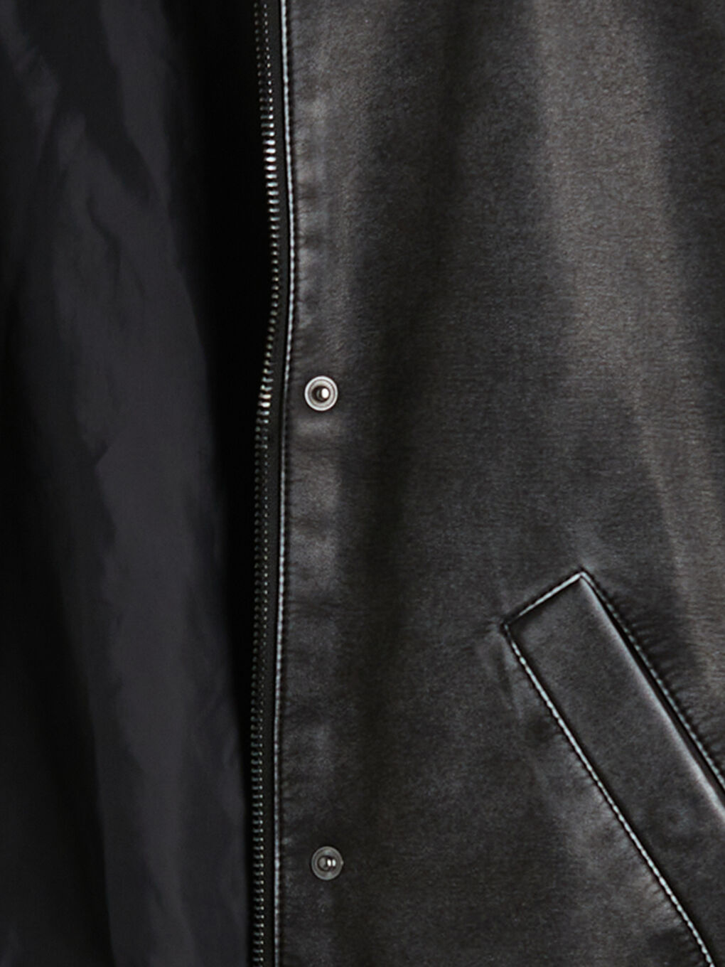 Siyah Kolej Yaka Kadın Deri Görünümlü Ceket-6