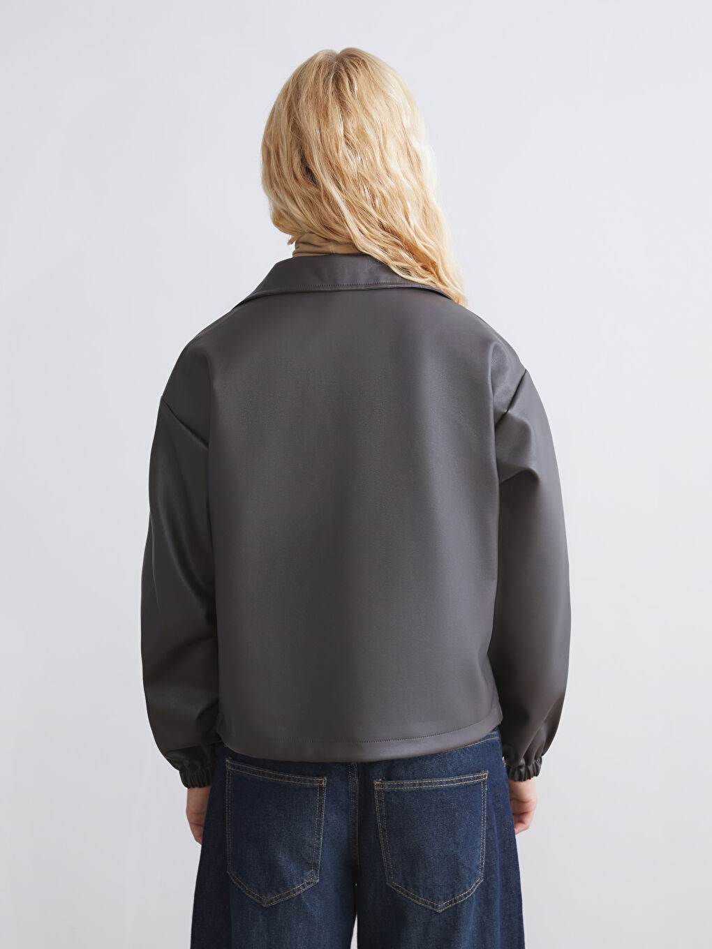 Әйелдер қоңыр Эко-былғары күртке-4