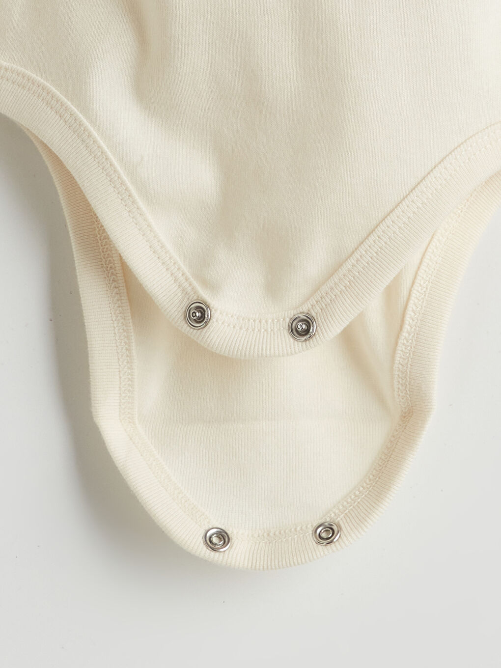 Ekru Kalp Baskılı Kız Bebek Çıtçıtlı Body-1