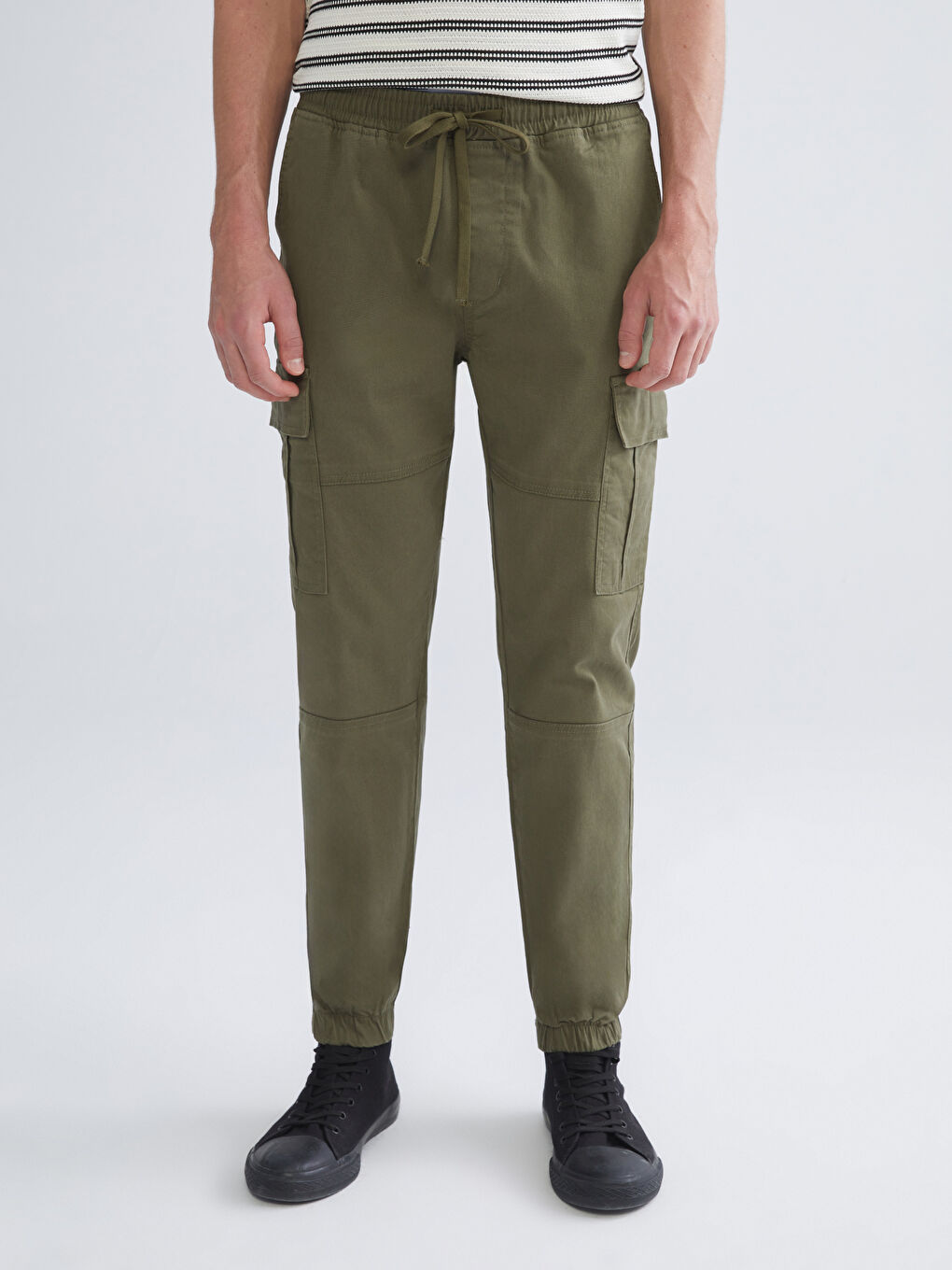 Elastic Waist Men's Cargo Trousers-3