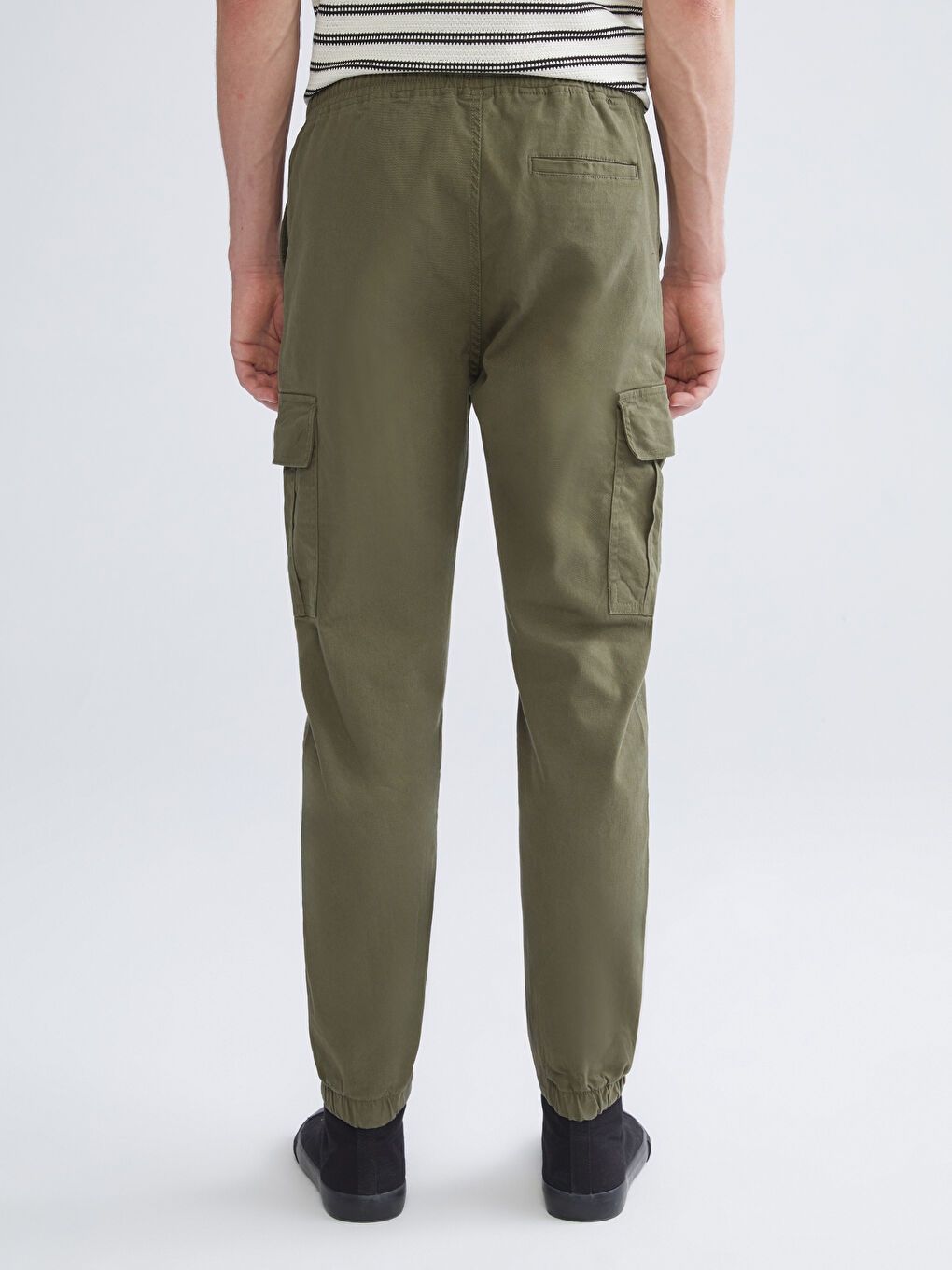 Elastic Waist Men's Cargo Trousers-7