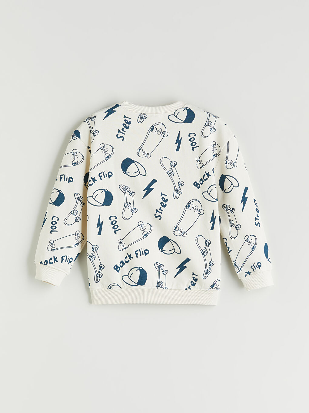 LCW Kids Crew Neck Printed Boys' Sweatshirt -W56177Z1-LQA