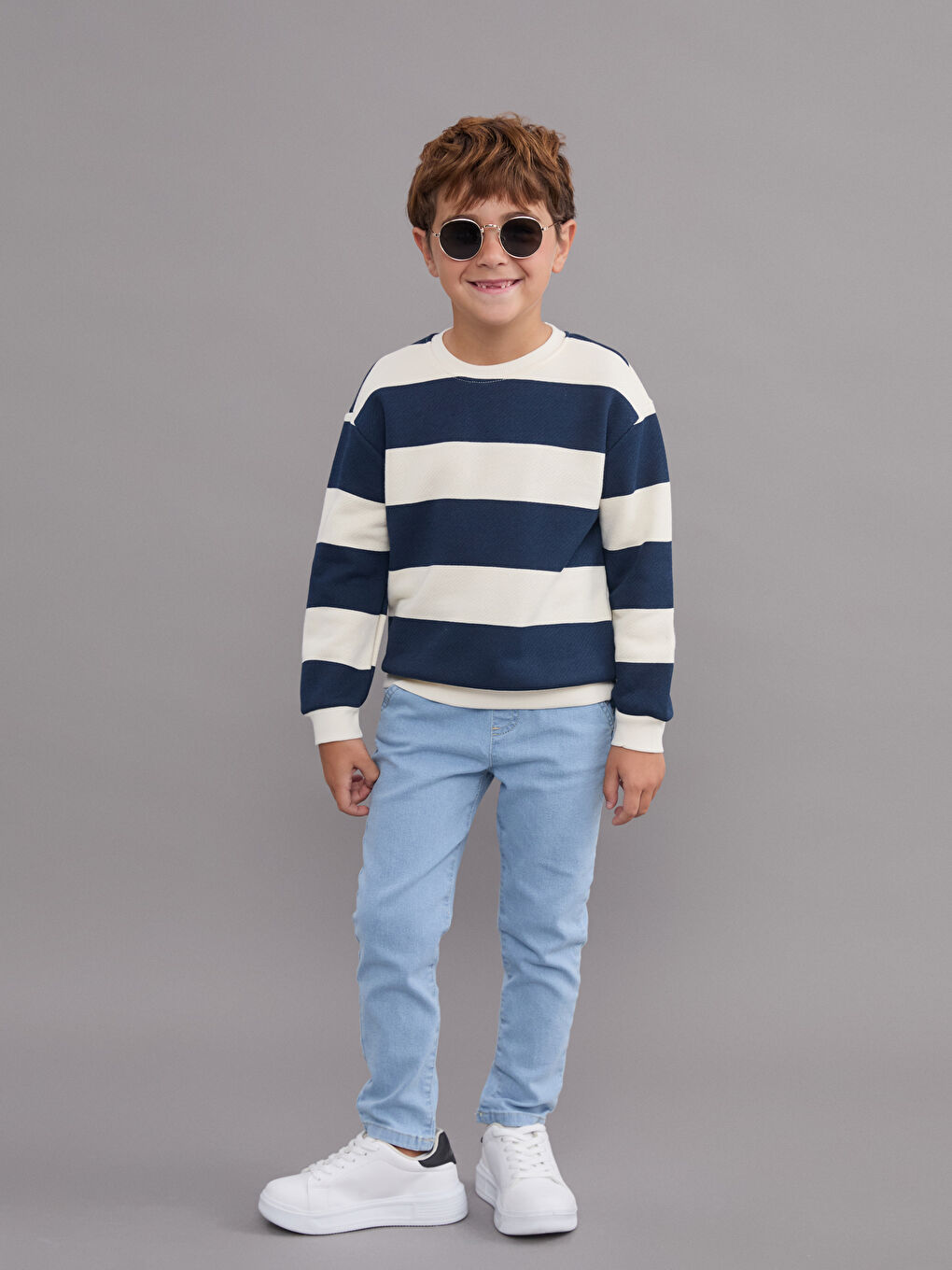 Crew Neck Striped Boys' Sweatshirt-1