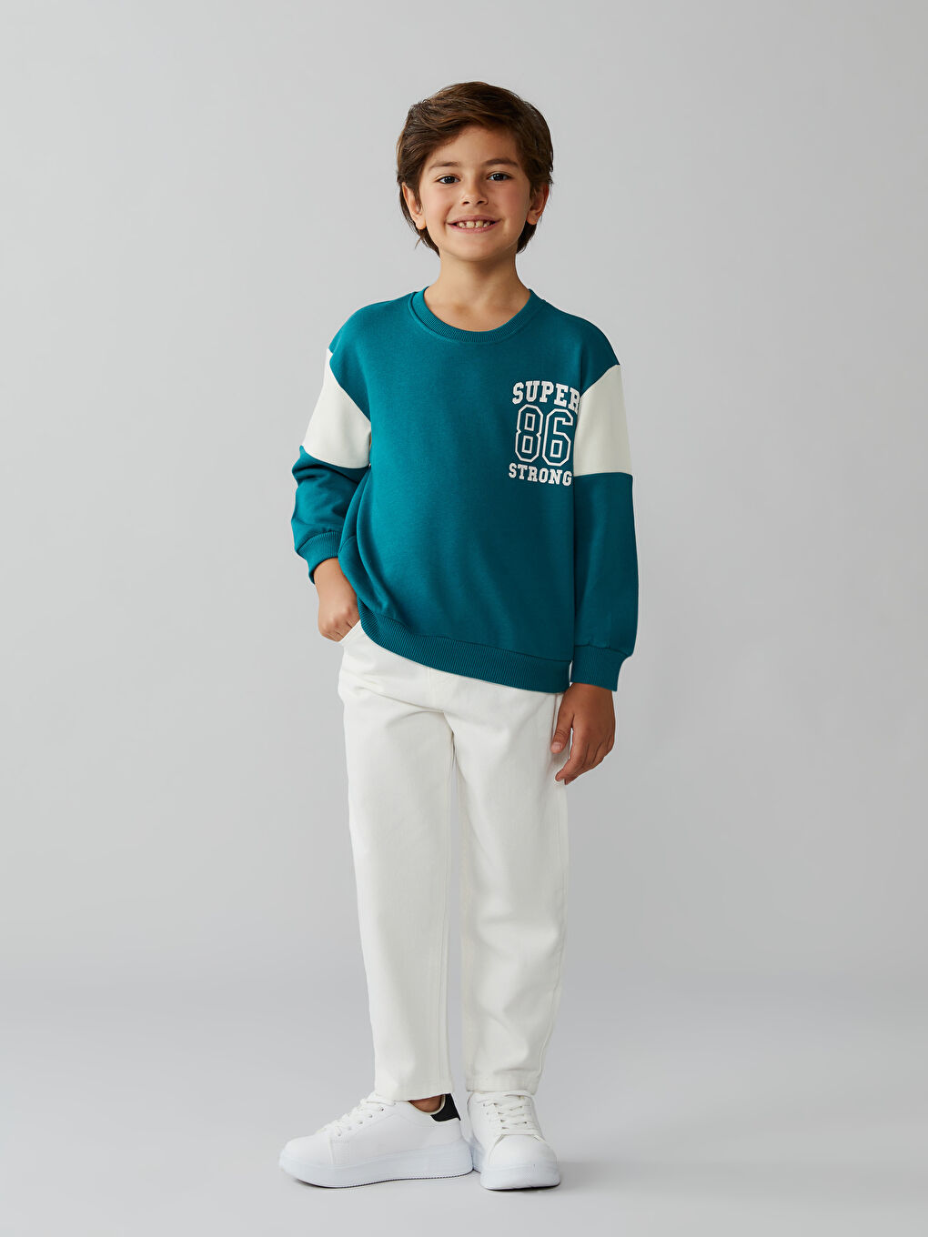 Crew Neck Printed Boys' Sweatshirt-1