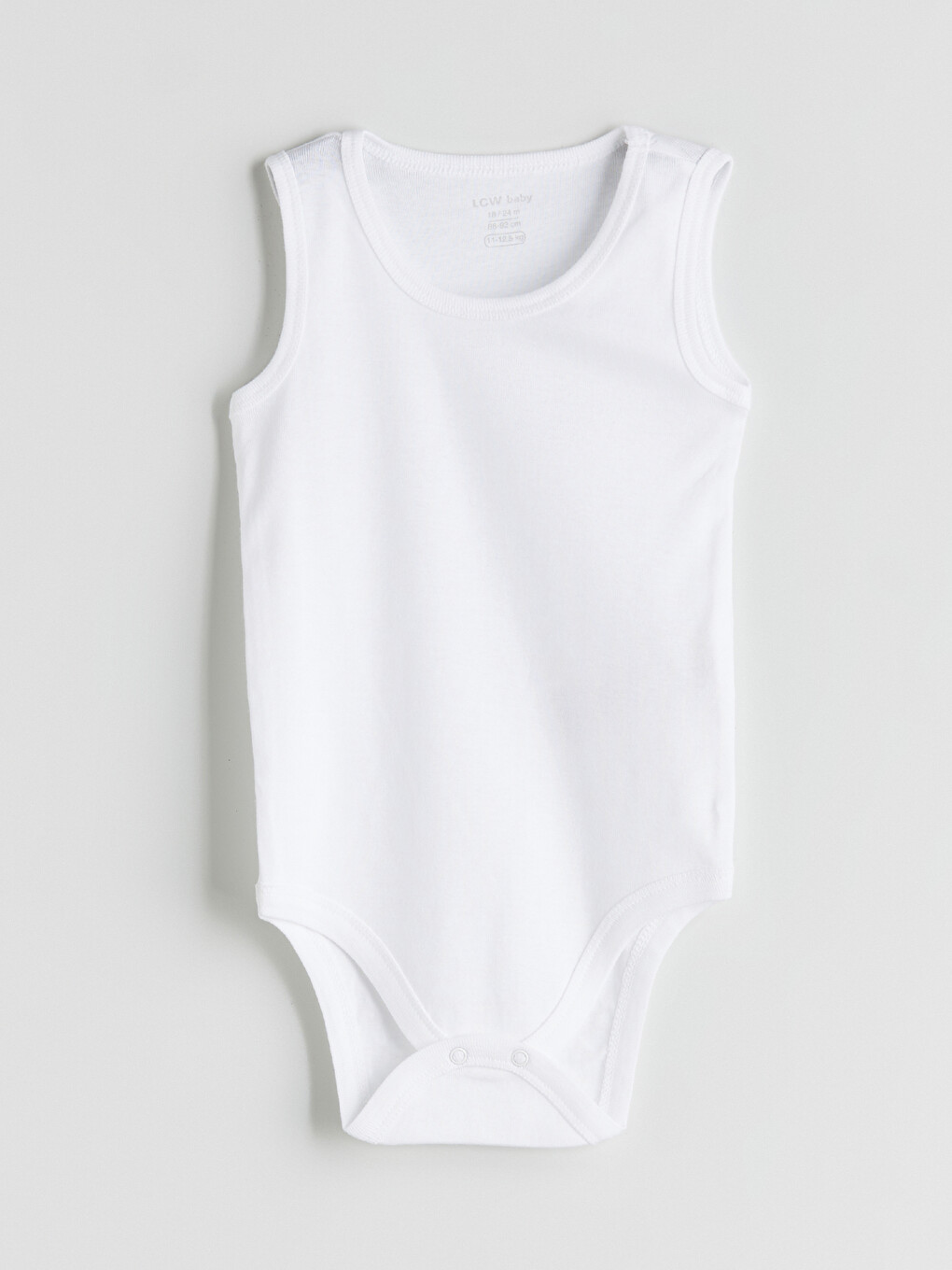 Beyaz Bisiklet Yaka Erkek Bebek Çıtçıtlı Body