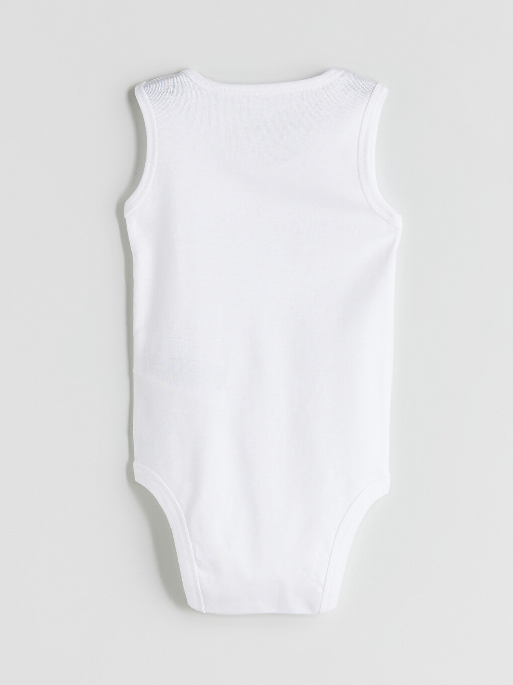 Beyaz Bisiklet Yaka Erkek Bebek Çıtçıtlı Body-1