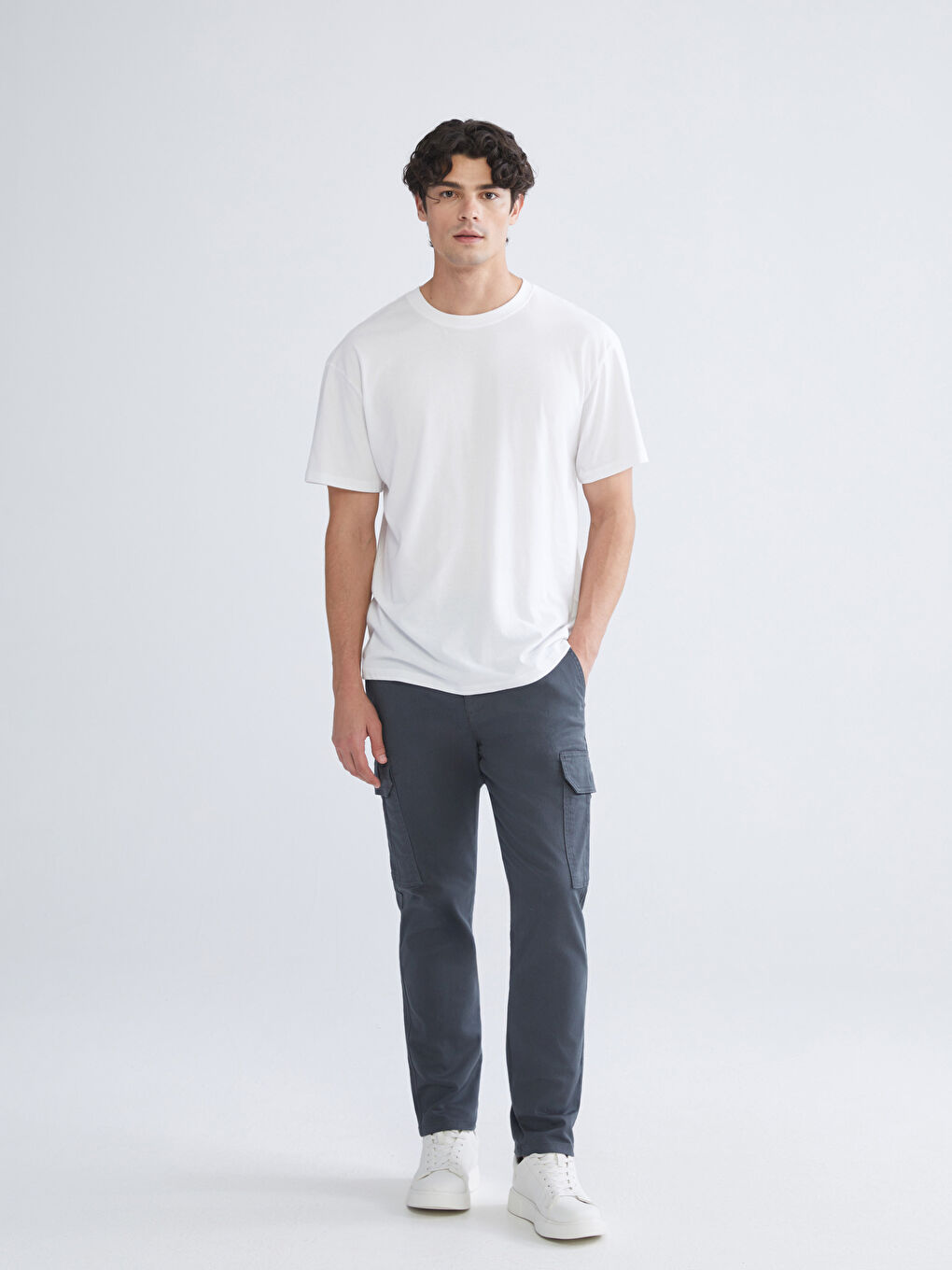 Standard Fit Twill Men's Cargo Trousers