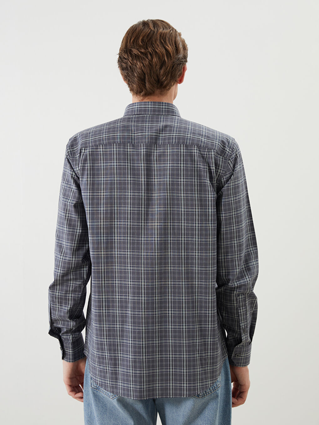LCWAIKIKI Classic Regular Fit Long Sleeve Plaid Poplin Men's Shirt -W56283Z8-LMK