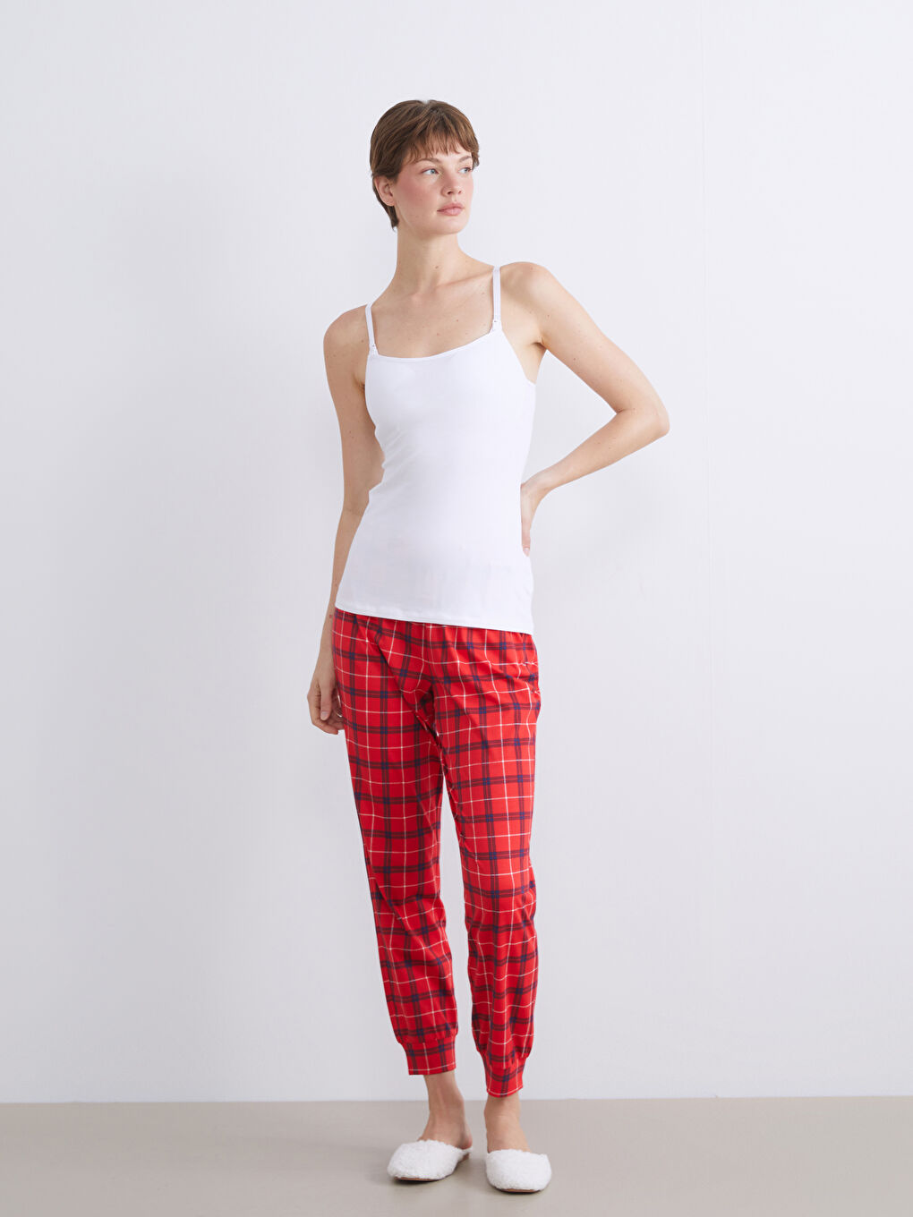 U-Neck Plain Strappy Maternity Nursing Tank Top-2