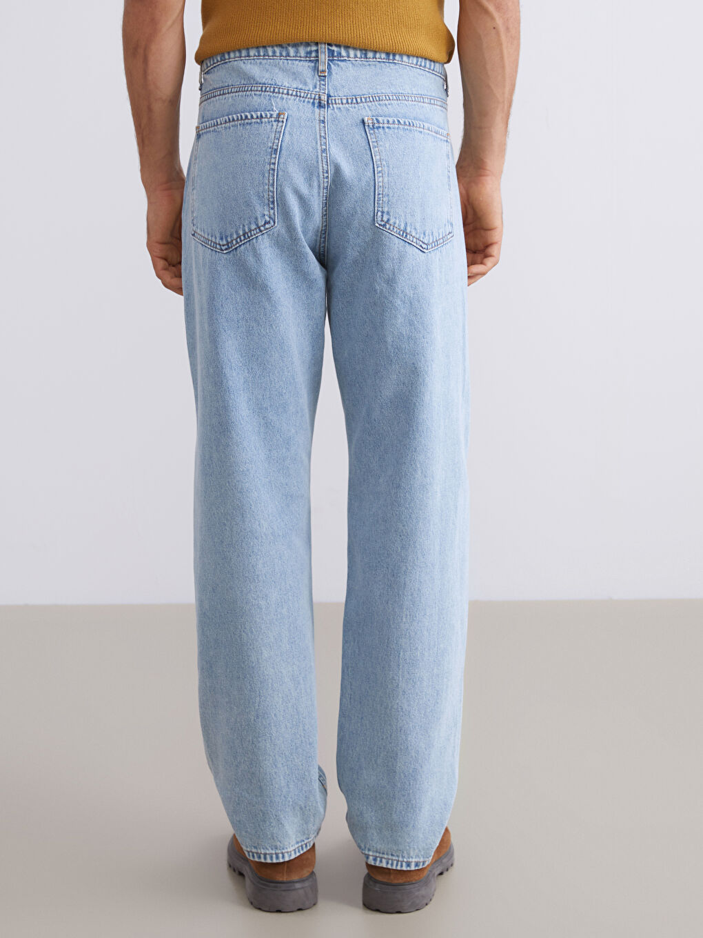 Baggy Fit Men's Jeans-3