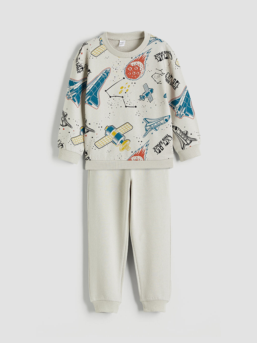 طقم رمادي ولد