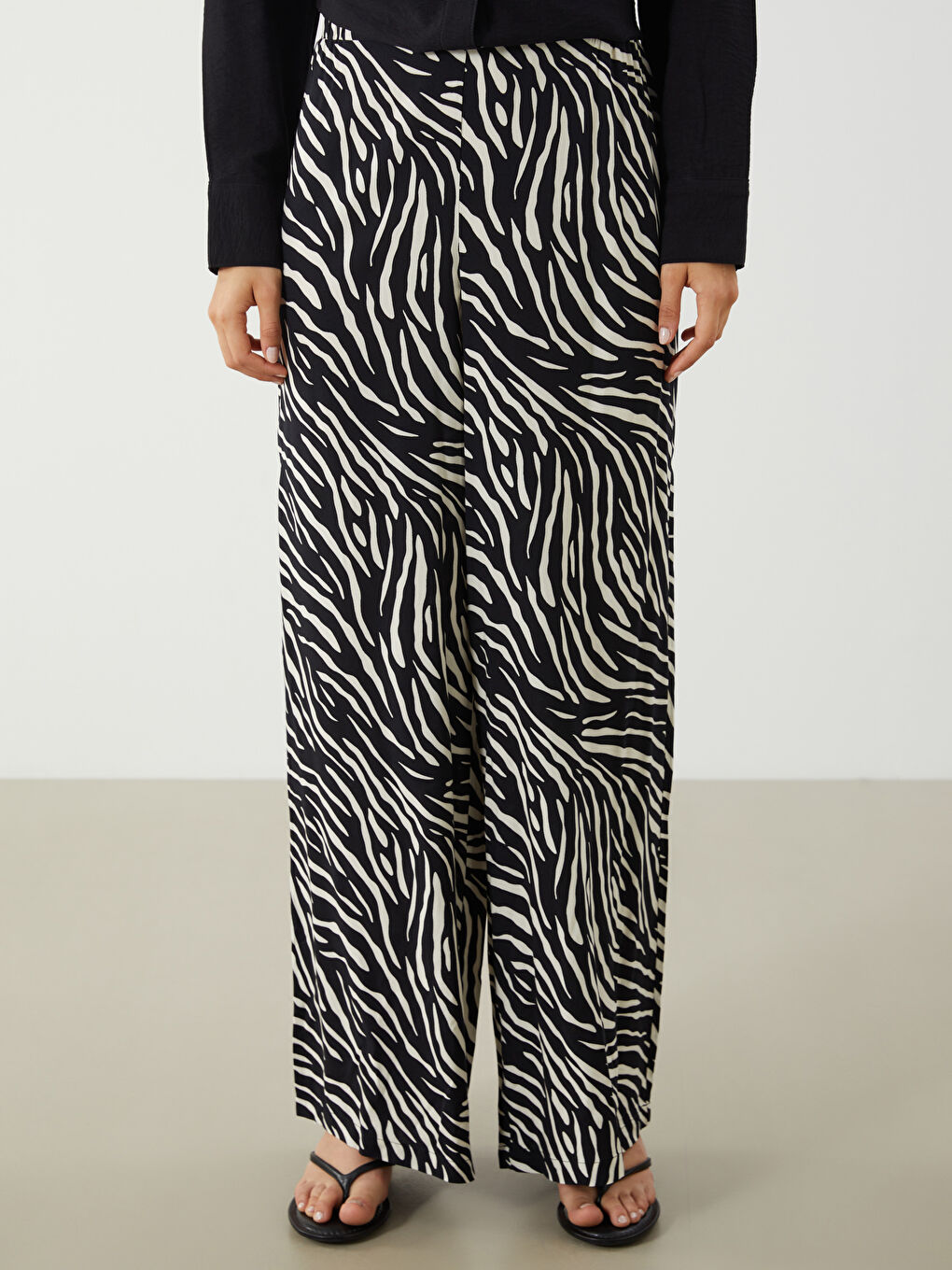 LCW Modest Woman BLACK Trousers -W56724Z8-LQJ