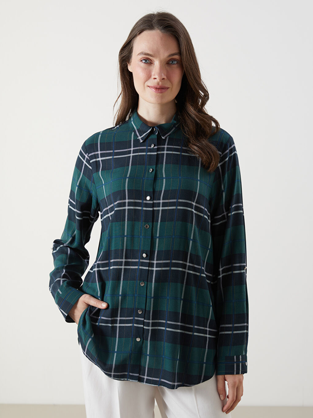 LCW Grace Plaid Women's Shirt -W56836Z8-LRR