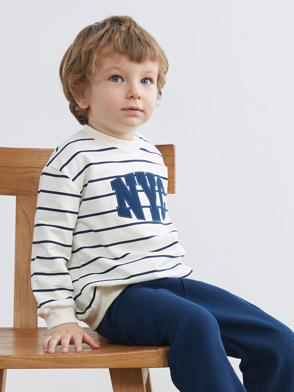 Ekru Nakışlı Erkek Bebek Sweatshirt ve Pantolon-1