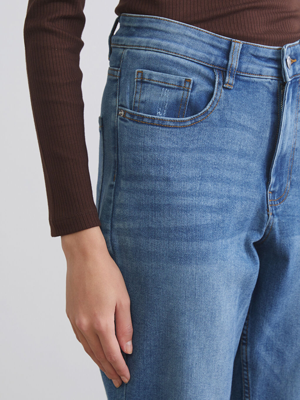 Mom Fit Women's Jeans-2