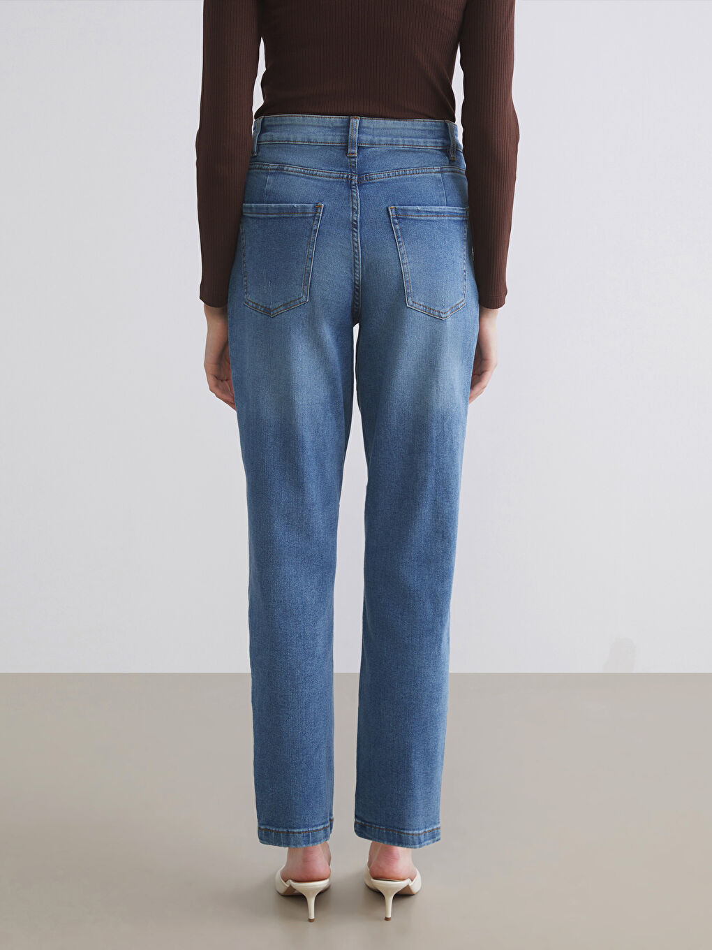 Mom Fit Women's Jeans-3