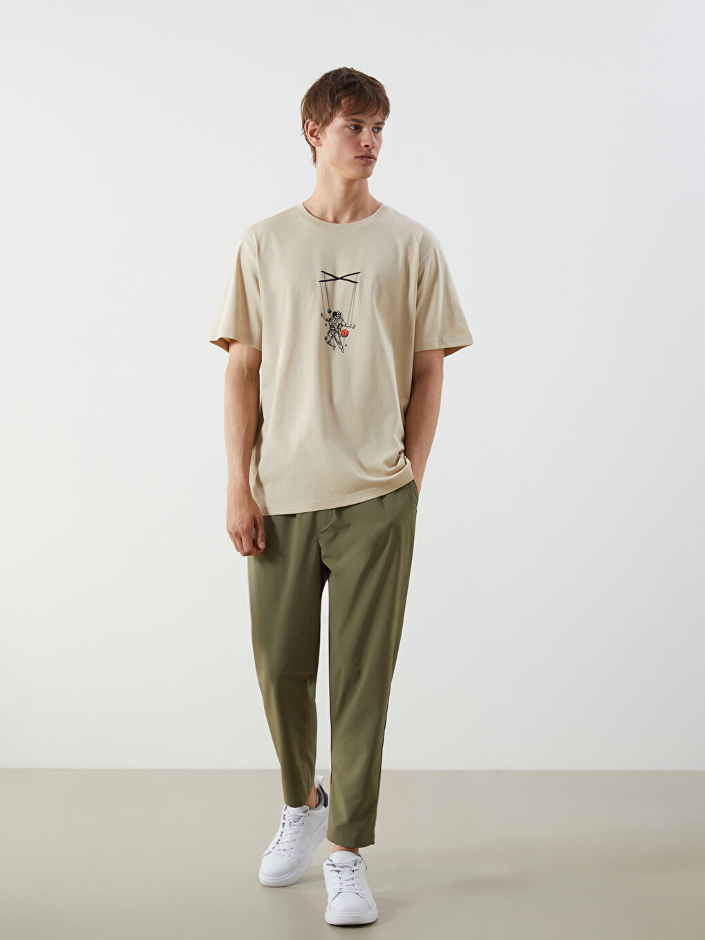 تيشيرت رجالي ياقة دائرية مطبوع جيرسي-1