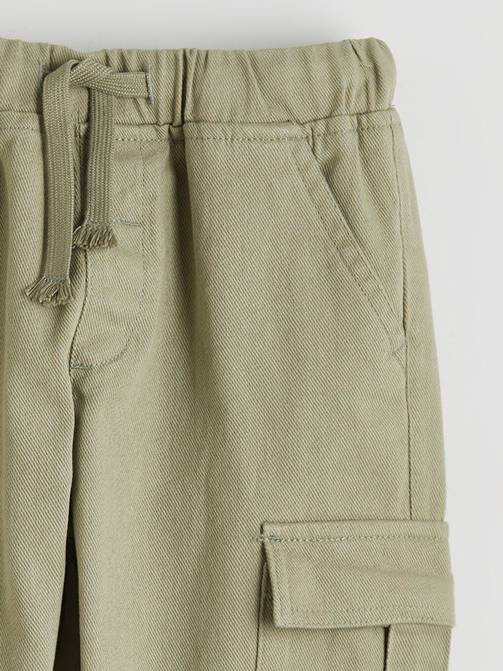 LCW Kids Elasticated Waist Boys' Gabardine Trousers -W56977Z1-GUY